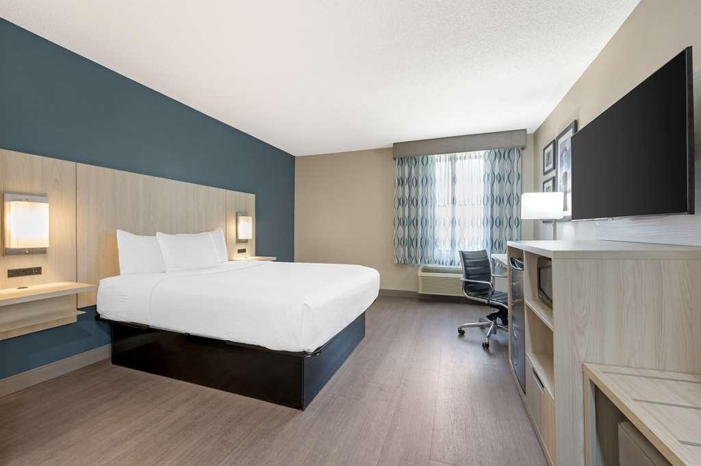 Best Western Plus Lafayette Hotel University Area Quarto foto